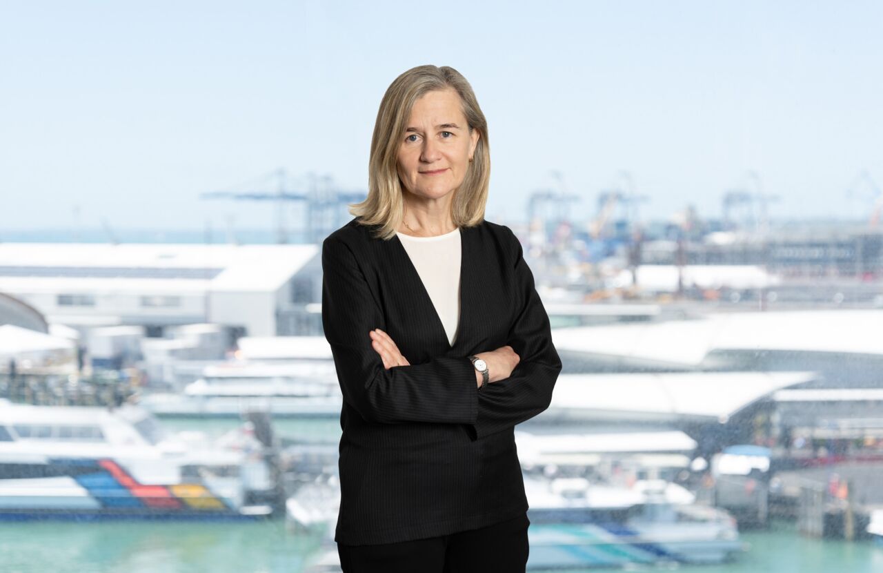 Emma Lewis Emma Lewis